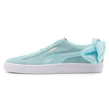 Load image into Gallery viewer, Original New Arrival 2018 PUMA Suede Bow Wns Women's Skateboarding Shoes Sneakers