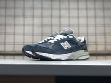 Load image into Gallery viewer, New pattern NEW BALANCE 993 men's jogging shoes Badminton Shoes