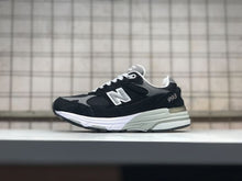 Load image into Gallery viewer, New pattern NEW BALANCE 993 men's jogging shoes Badminton Shoes