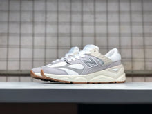 Load image into Gallery viewer, New women's shoes retro shoes casual shoes MSX90RPA Badminton Shoes