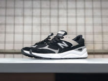 Load image into Gallery viewer, New women's shoes retro shoes casual shoes MSX90RPA Badminton Shoes