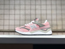 Load image into Gallery viewer, NEW BALANCE X90 Female NEAKERS MONEY BALANCE SPORTS BADMINTON SHOES