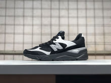 Load image into Gallery viewer, NEW BALANCE X90 Female NEAKERS MONEY BALANCE SPORTS BADMINTON SHOES