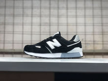 Load image into Gallery viewer, New pattern NEW BALANCE 446 male retro Badminton Shoes