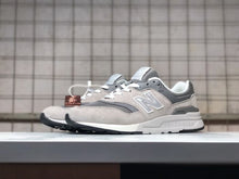 Load image into Gallery viewer, NEW BALANCE high-end 997H complete set of abrasives combination big sole women Badminton Shoes